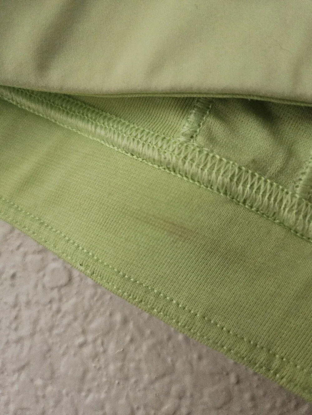 lululemon lime green bra, 6